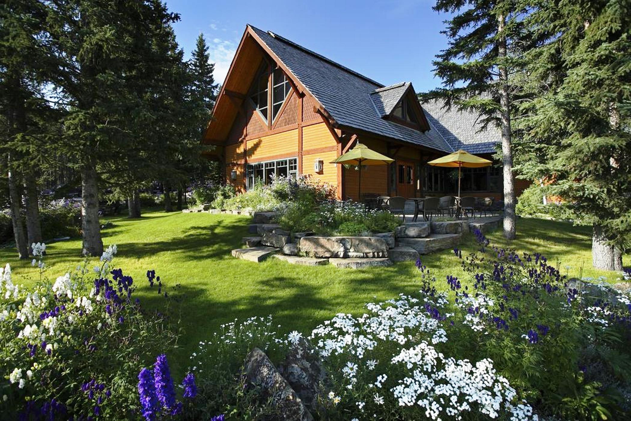 Buffalo Mountain Lodge Banff Exterior photo
