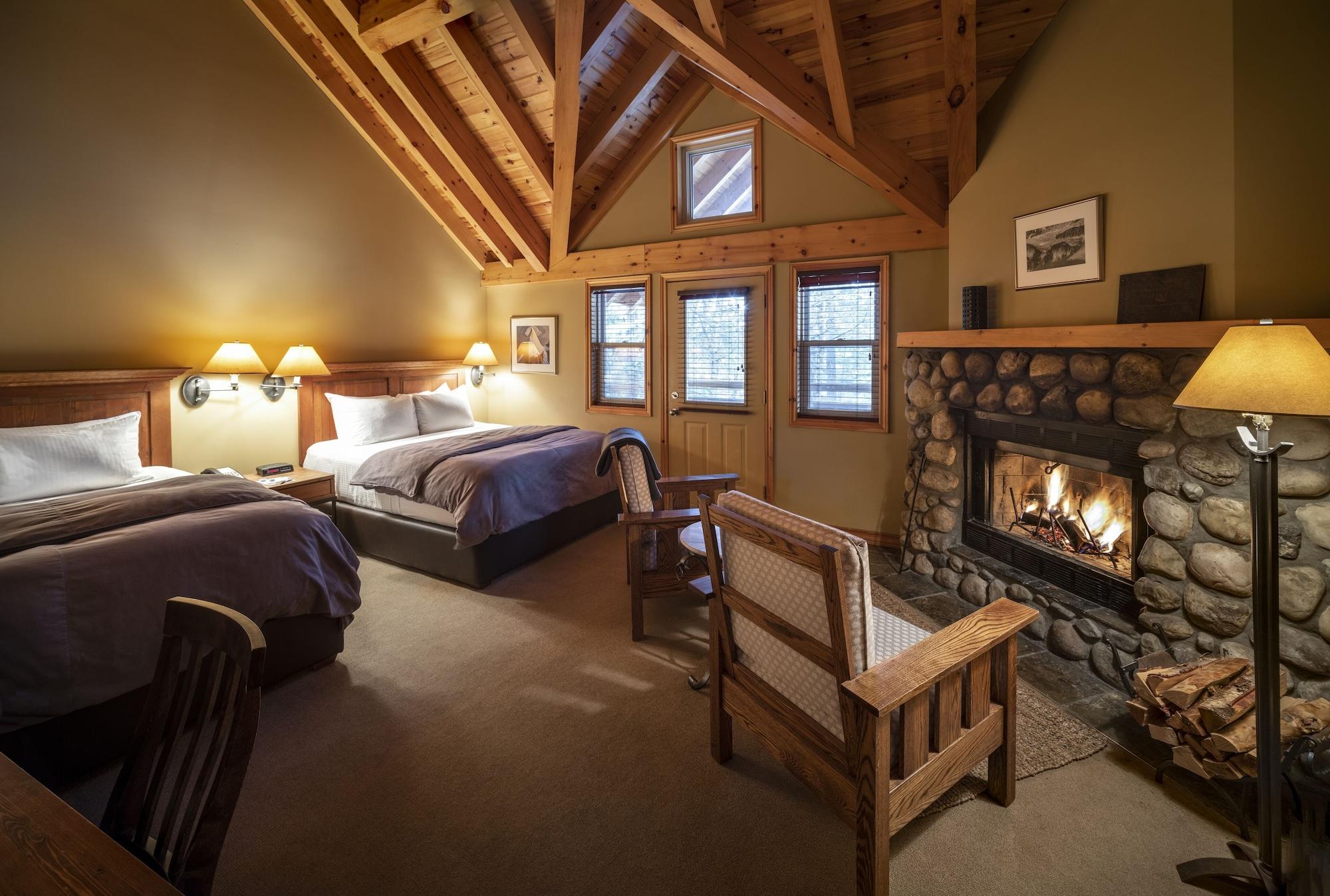 Buffalo Mountain Lodge Banff Exterior photo