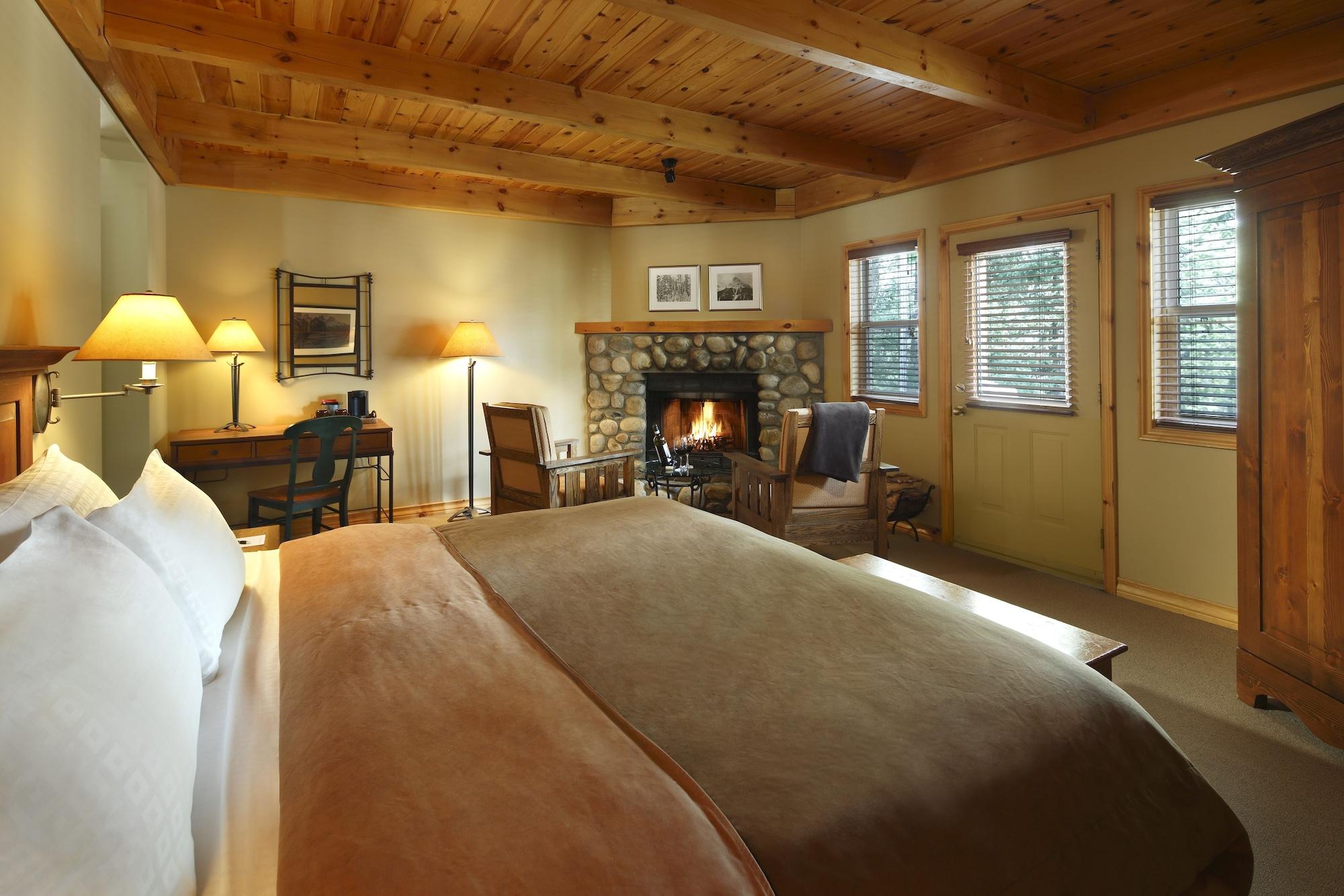 Buffalo Mountain Lodge Banff Exterior photo